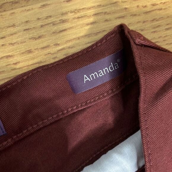 Gloria Vanderbilt Womens Jeans Amanda Essential Stretch Brown Size 10 NWT - Picture 8 of 14